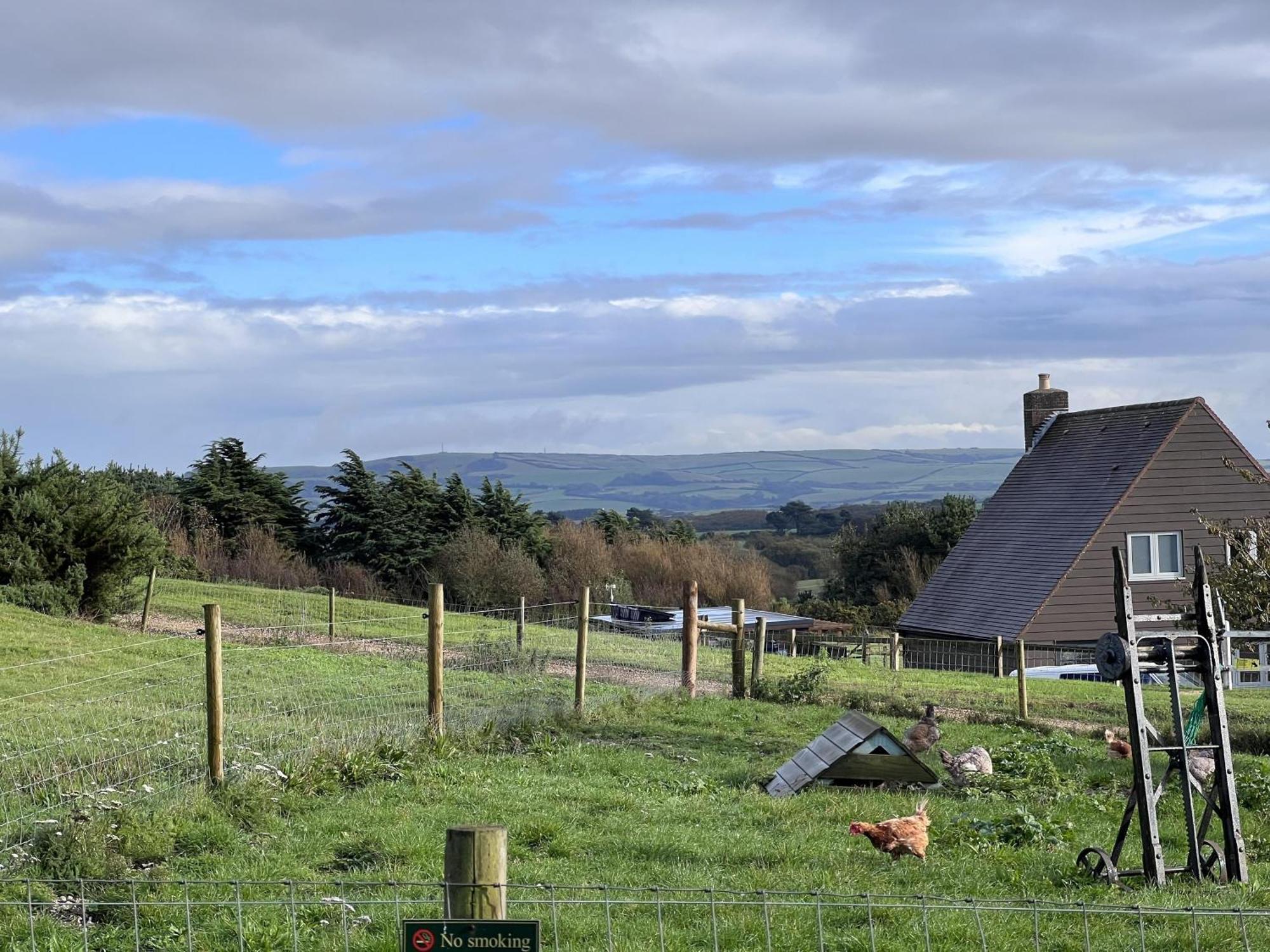 Poachers Hut - Captivating 1-Bed Cottage Shorwell Luaran gambar